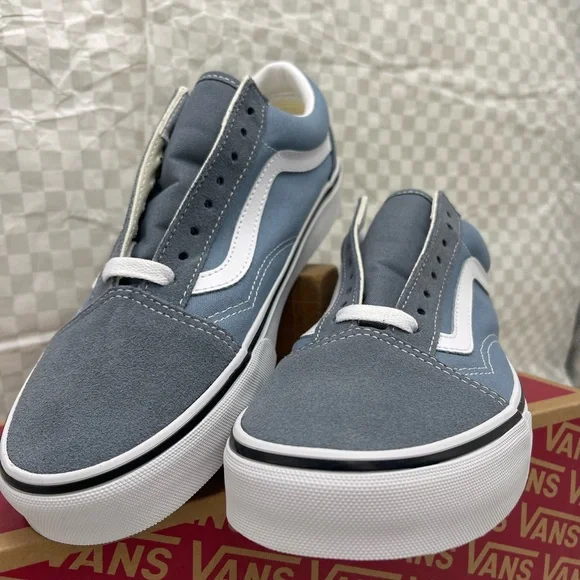 Vans Men’s Old Skool Color Theory Stormy Weather
VN000D9YRV2 Sneakers - Picture 11 of 16